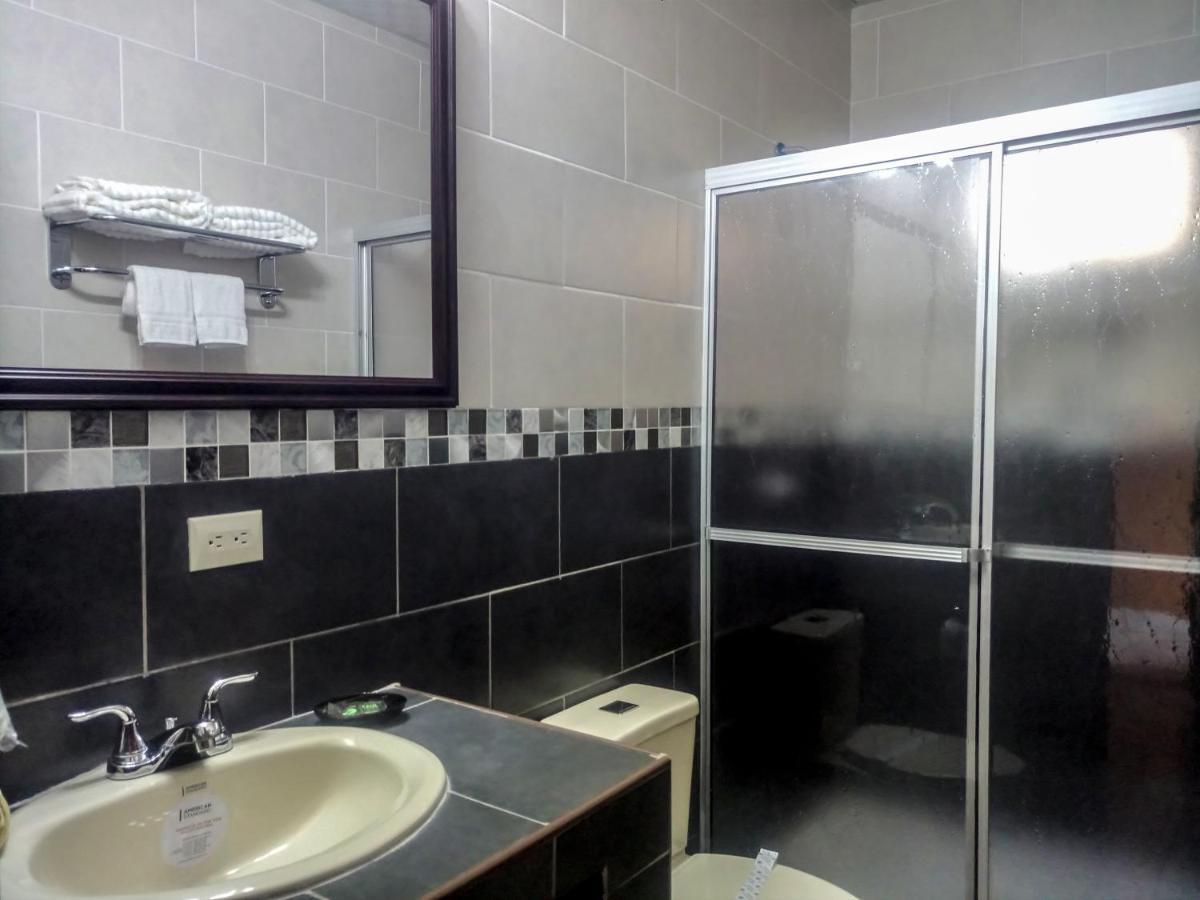 Real Guanacaste Aparthotel San Pedro Sula Buitenkant foto